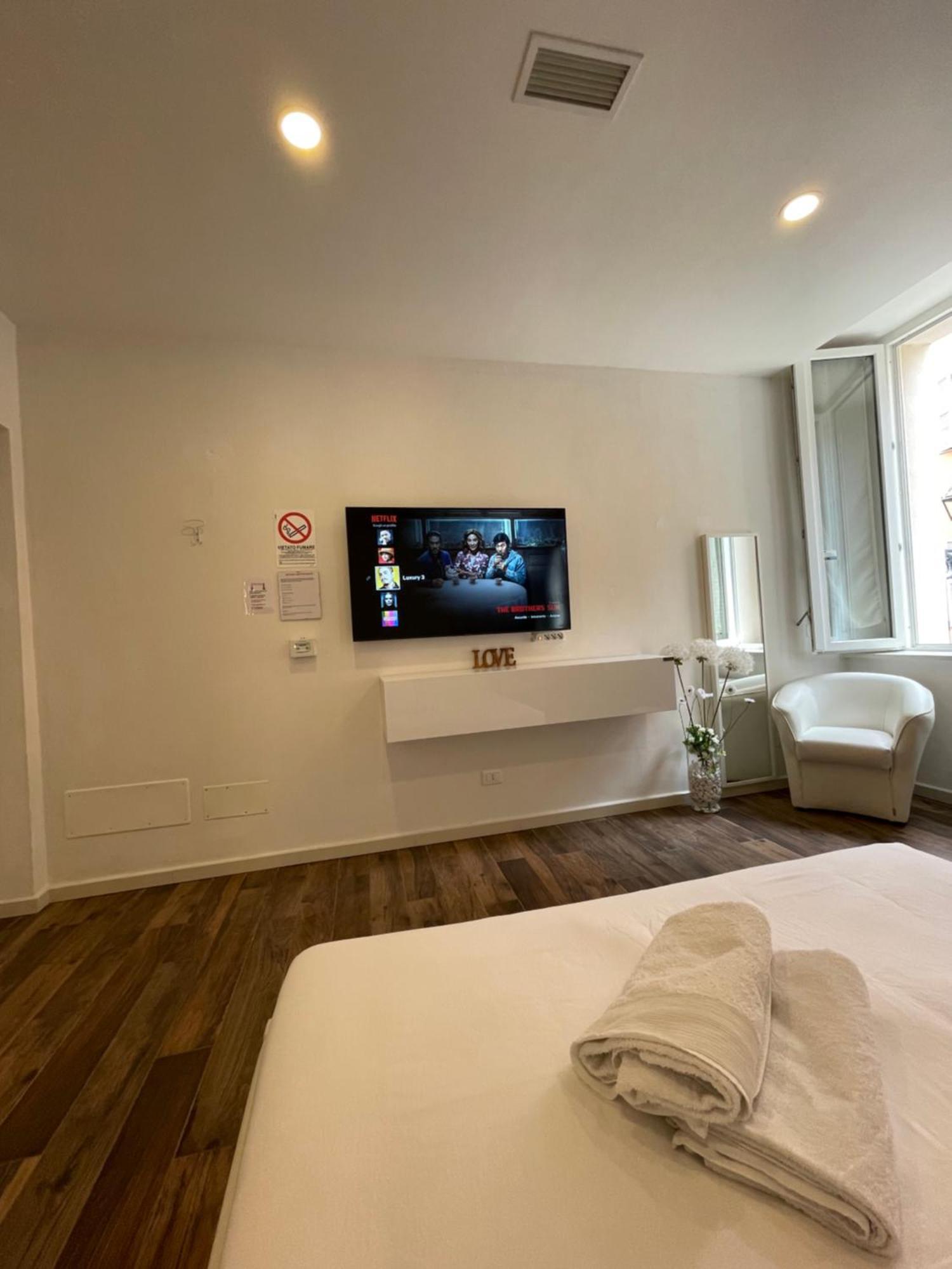 Apartmán Luxury 3 Al Duomo Di Parma Exteriér fotografie